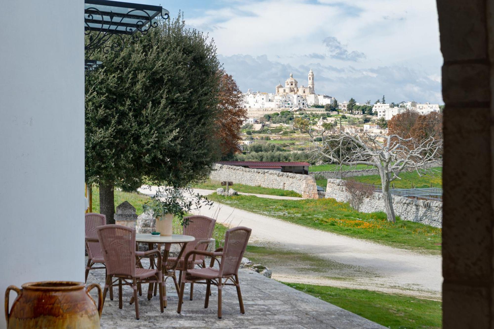 Agriturismo Masseria Aprile ロコロトンド エクステリア 写真